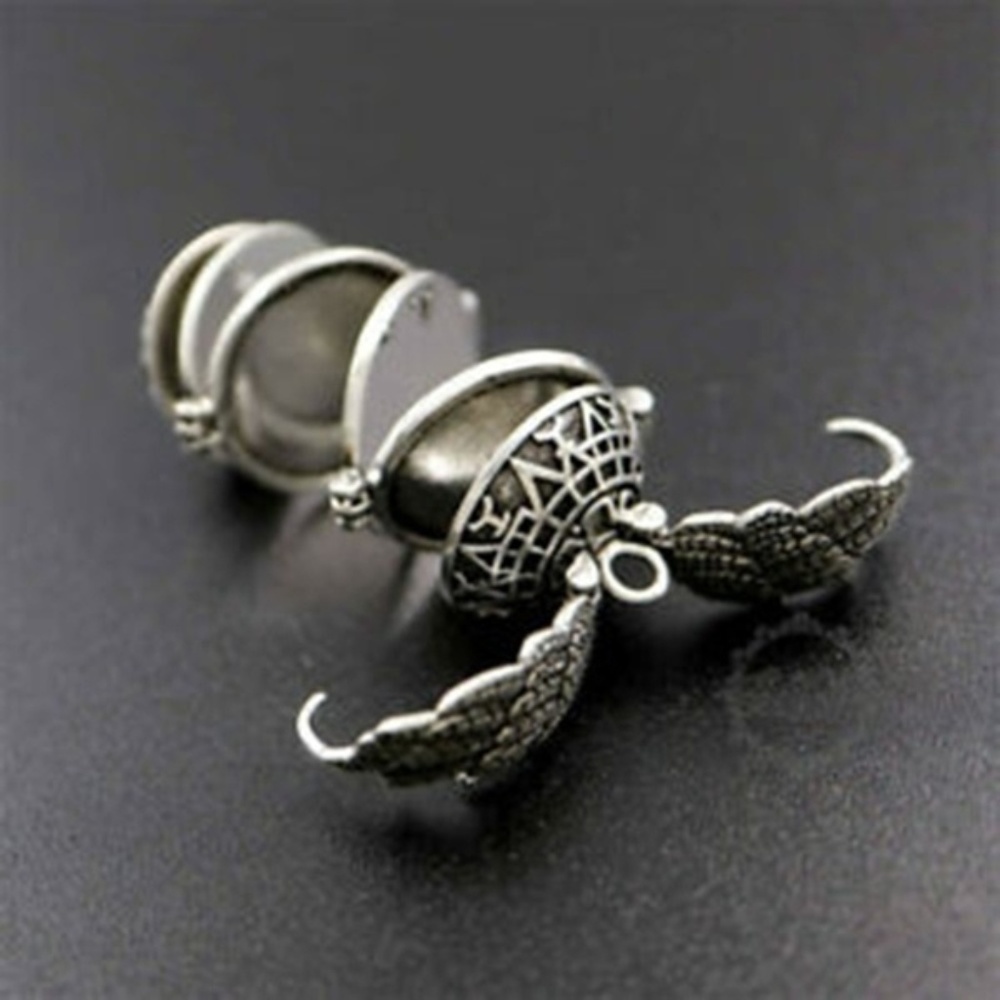 Hidden Locket Necklace - Picture 7 of 7